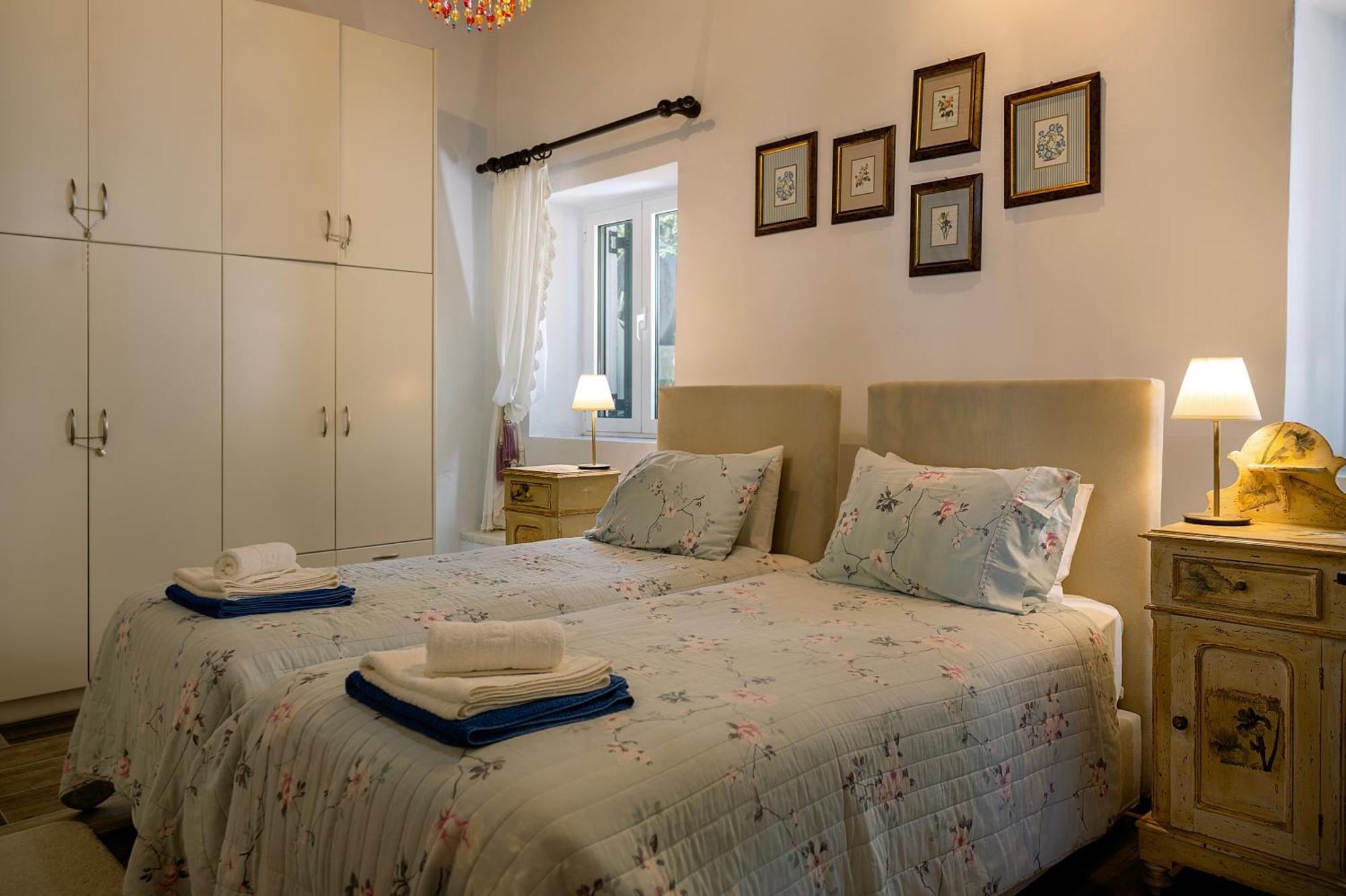 Nissaki Olive Press Villas Nisaki  Extérieur photo